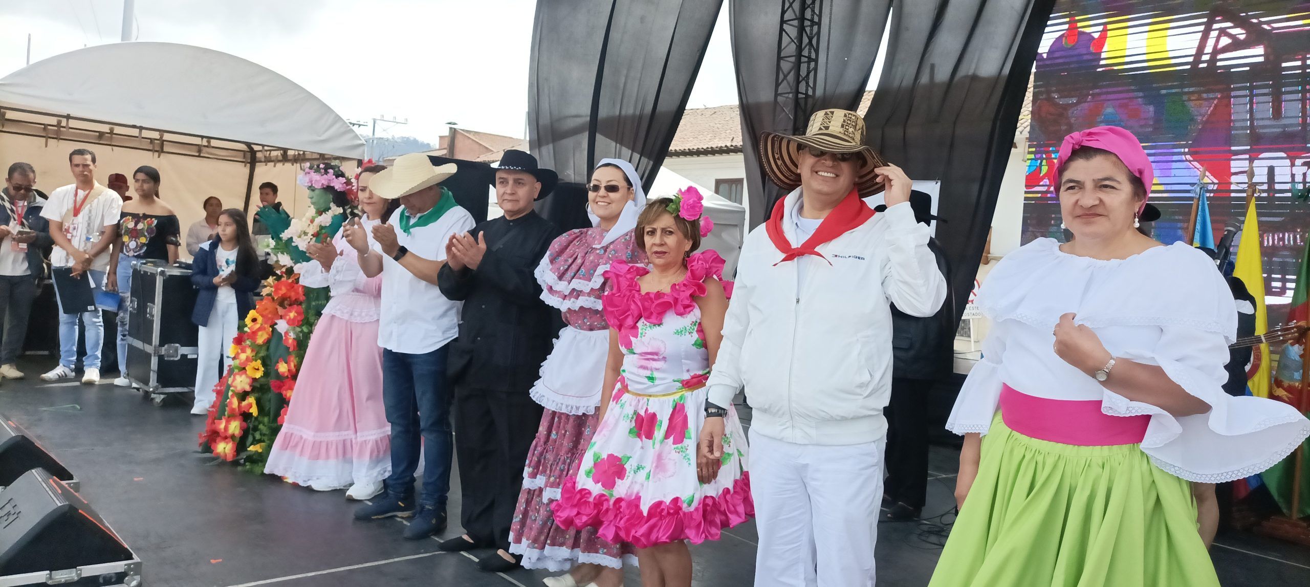 Galeria 1 inauguracion juegos docentes